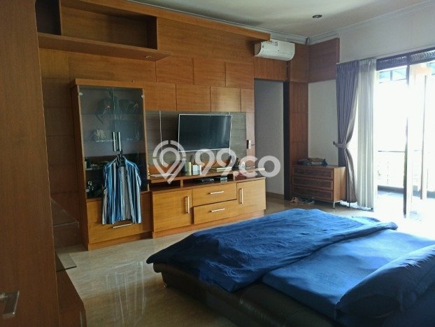 Rumah Mewah Siap Huni LT 506m2 di Cidadap, Bandung Rumah Mewah Siap Huni LT 506m2 di Cidadap, Bandung