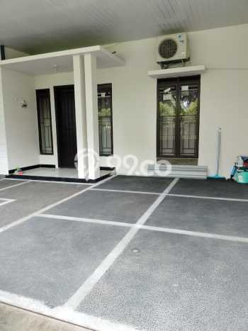Rumah Minimalis 2 KT LT 180m2 di Taman Holis Indah Rumah Minimalis 2 KT LT 180m2 di Taman Holis Indah