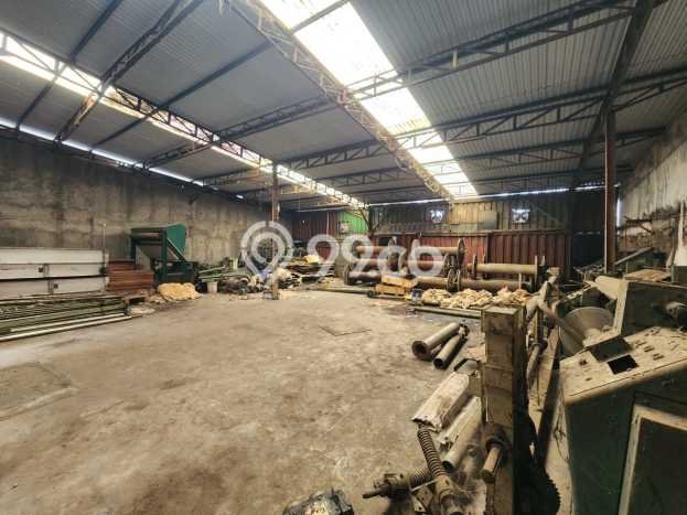 Pabrik Komersial Disewakan di Majalaya Bandung Luas 7000m2 Pabrik Komersial Disewakan di Majalaya Bandung Luas 7000m2