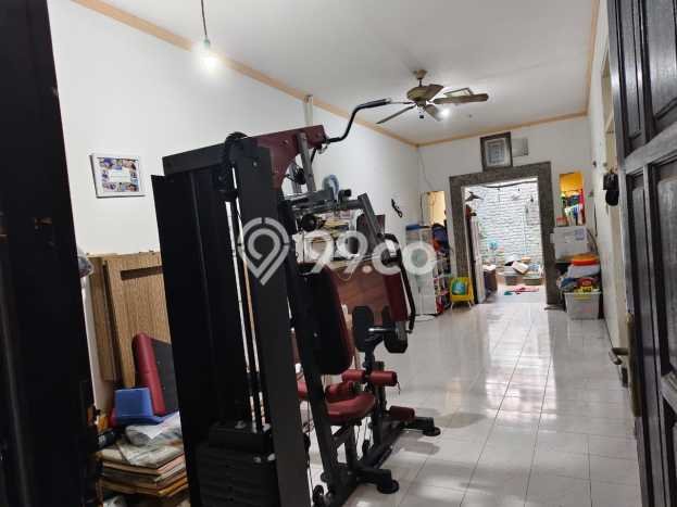 Dijual Cepat Rumah Strategis LT 108m2 LB 100m2 di Surabaya Cocok untuk Hunian Dijual Cepat Rumah Strategis LT 108m2 LB 100m2 di Surabaya Cocok untuk Hunian