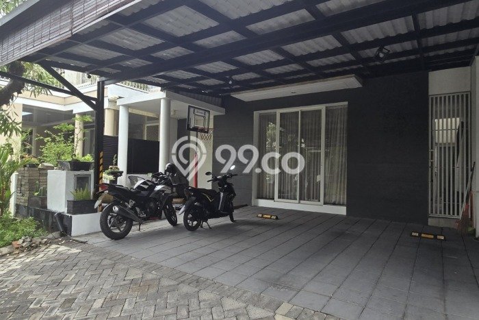 Hot Offer Hunian Mewah Ideal dan Luas di Wiyung, Surabaya Hot Offer Hunian Mewah Ideal dan Luas di Wiyung, Surabaya