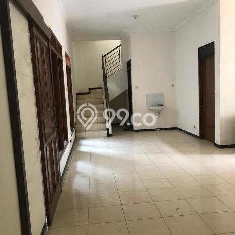 Rumah Elit Modern Tanpa Renovasi di Surabaya Kota Surabaya Rumah Elit Modern Tanpa Renovasi di Surabaya Kota Surabaya