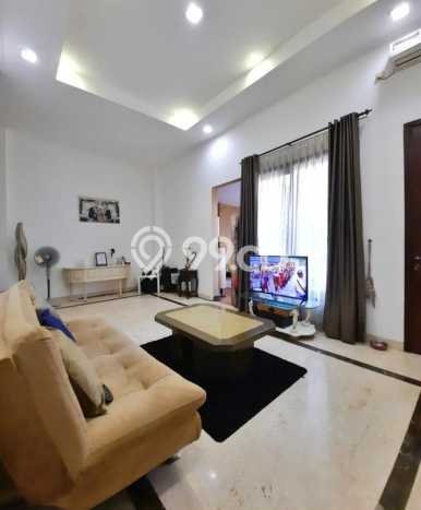 Rumah Elit LB 263m2 Siap Huni Desain Elegan di Pondok Indah, Jakarta Selatan Rumah Elit LB 263m2 Siap Huni Desain Elegan di Pondok Indah, Jakarta Selatan