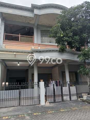 Rumah Modern Minimalis 5 Kamar Bisa Langsung Pindah di Rungkut Rumah Modern Minimalis 5 Kamar Bisa Langsung Pindah di Rungkut
