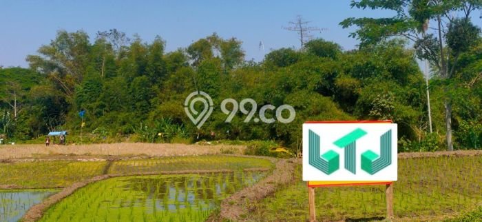 Tanah Kosong Dijual di Malang dengan Area 1570m2 Tanah Kosong Dijual di Malang dengan Area 1570m2