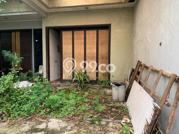 For Sale Rumah 5 Kamar Lokasi Strategis Bagus dan Strategis di Tenggilis Mejoyo For Sale Rumah 5 Kamar Lokasi Strategis Bagus dan Strategis di Tenggilis Mejoyo