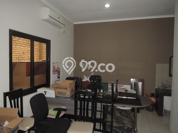 Gudang Dijual di Surabaya LT 400m2 & LB 400m2 Lokasi Terbaik! Gudang Dijual di Surabaya LT 400m2 & LB 400m2 Lokasi Terbaik!
