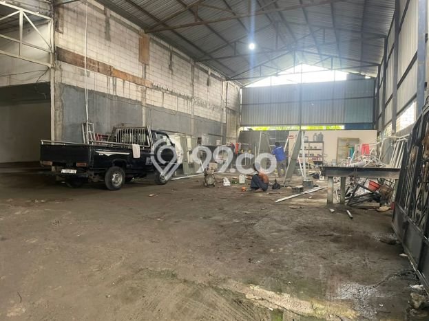 Gudang Dijual Lokasi Stratagis di Pakal Surabaya Cocok untuk Bisnis Gudang Dijual Lokasi Stratagis di Pakal Surabaya Cocok untuk Bisnis