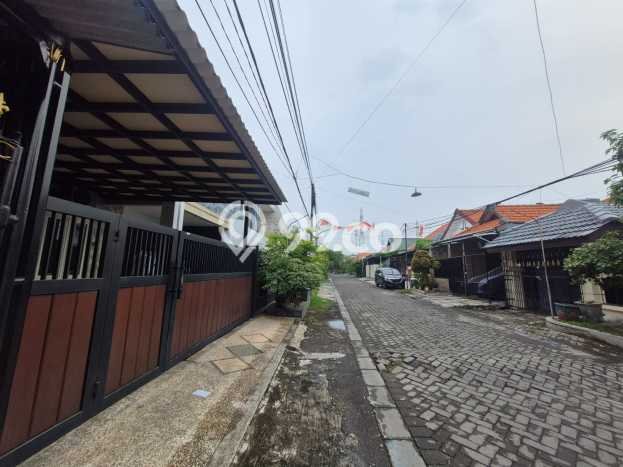 Hunian Nyaman Asri 4 KT Siap Huni di kebraon Surabaya Hunian Nyaman Asri 4 KT Siap Huni di kebraon Surabaya