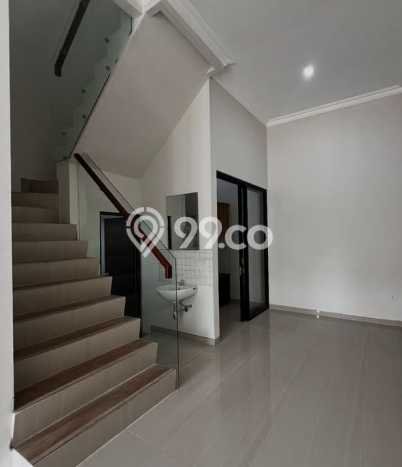 Rumah Modern 3 KT di Mulyosari Surabaya Unfurnished Rumah Modern 3 KT di Mulyosari Surabaya Unfurnished