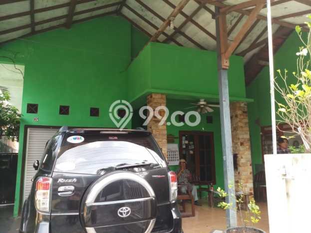 For Sale! Luxury House LT 675m2 Desain Elegan di Surabaya Kota For Sale! Luxury House LT 675m2 Desain Elegan di Surabaya Kota