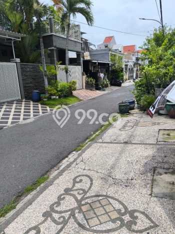 Disewakan Rumah Konsep Modern di Dukuh Pakis Surabaya dengan 9 Kamar Disewakan Rumah Konsep Modern di Dukuh Pakis Surabaya dengan 9 Kamar
