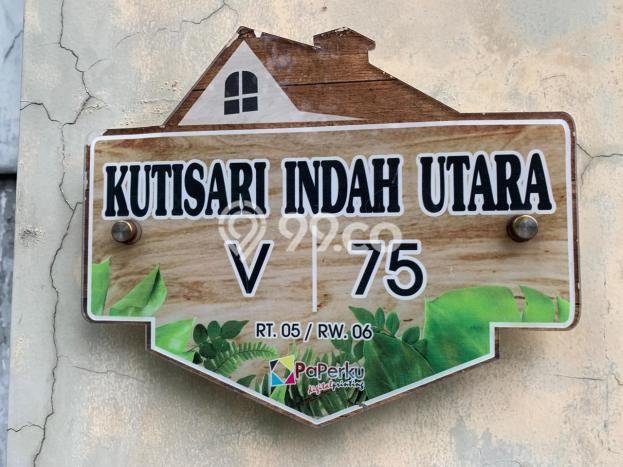 For Sale Rumah 5 Kamar Lokasi Strategis Bagus dan Strategis di Tenggilis Mejoyo For Sale Rumah 5 Kamar Lokasi Strategis Bagus dan Strategis di Tenggilis Mejoyo