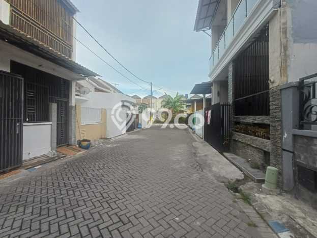 Rumah Murah LT 84m2 di Gununganyar Lingkungan Asri Rumah Murah LT 84m2 di Gununganyar Lingkungan Asri
