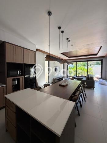 Vila Tenang di , Ukuran 252m2m², Akses ke berbagai kebutuhan Vila Tenang di , Ukuran 252m2m², Akses ke berbagai kebutuhan