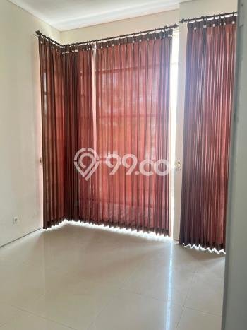 Rumah Bagus Siap Pakai Di Wiyung Luas 200m2 Aman Rumah Bagus Siap Pakai Di Wiyung Luas 200m2 Aman