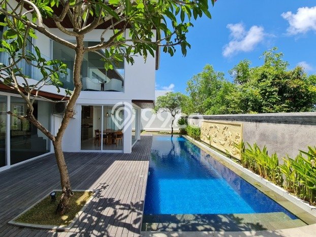 Vila Kawasan , Luas 405m2m², Lokasi Premium Vila Kawasan , Luas 405m2m², Lokasi Premium