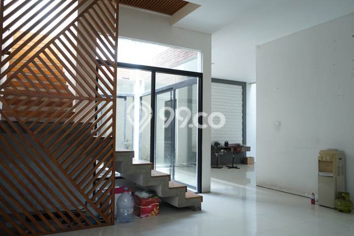 Dijual Rumah Luas Megah Dengan View Eksklusif di Surabaya Kota, Surabaya Dijual Rumah Luas Megah Dengan View Eksklusif di Surabaya Kota, Surabaya