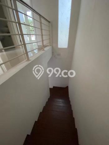 Disewakan Segera Rumah Kondisi Bagus di Kawasan Wiyung, Surabaya Disewakan Segera Rumah Kondisi Bagus di Kawasan Wiyung, Surabaya