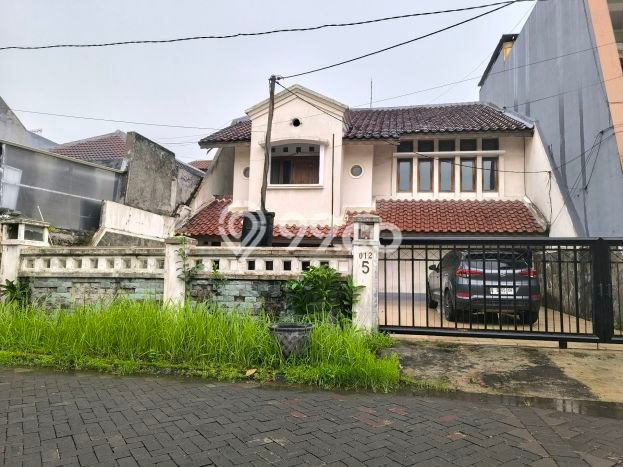 Rumah Luxury Modern Tanpa Renovasi di Surabaya Kota Surabaya Rumah Luxury Modern Tanpa Renovasi di Surabaya Kota Surabaya