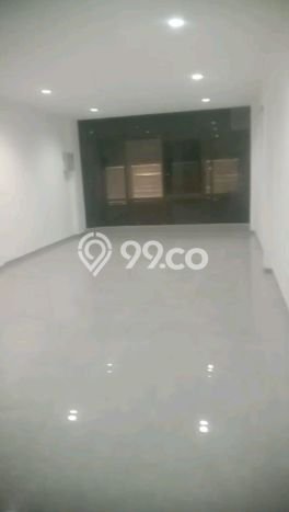 Ruko Dijual di Surabaya LT 68m2 & LB 270m2 Lokasi Terbaik! Ruko Dijual di Surabaya LT 68m2 & LB 270m2 Lokasi Terbaik!