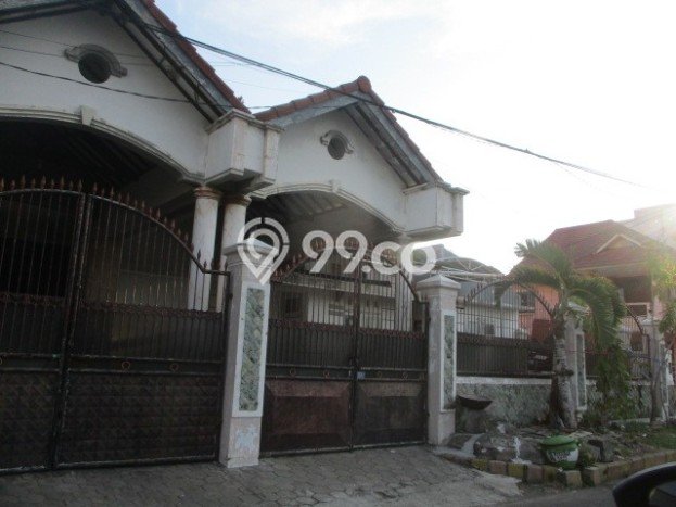 For Sale! Luxury House LT 420m2 Desain Elegan di Surabaya Kota For Sale! Luxury House LT 420m2 Desain Elegan di Surabaya Kota