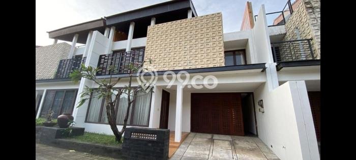 Dijual Hunian Mewah dengan Fasilitas Sekitar Komplit di Kuta, Badung Dijual Hunian Mewah dengan Fasilitas Sekitar Komplit di Kuta, Badung