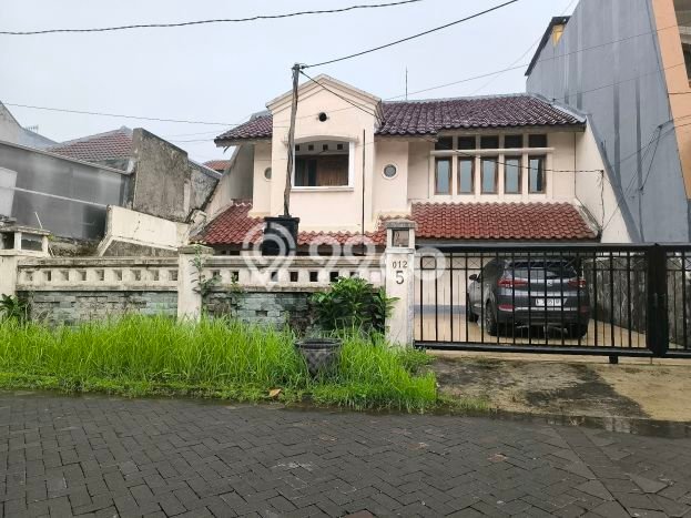 Rumah Luxury Modern Tanpa Renovasi di Surabaya Kota Surabaya Rumah Luxury Modern Tanpa Renovasi di Surabaya Kota Surabaya