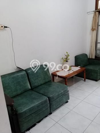 Hunian Cantik Modern Lb 195m2 di Rungkut, Surabaya Hunian Cantik Modern Lb 195m2 di Rungkut, Surabaya