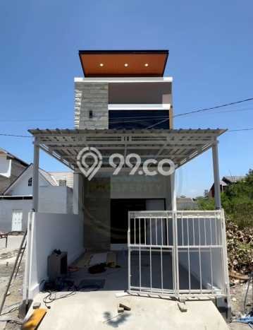 Dijual Cepat Rumah Favorit Siap Huni LB 50m2 di Rungkut, Surabaya Dijual Cepat Rumah Favorit Siap Huni LB 50m2 di Rungkut, Surabaya