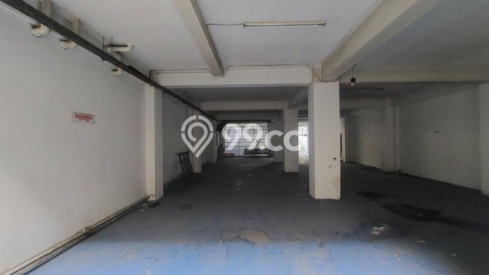 Kantor Paling Dicari LB 1045m2 Dijual di Bulak Kantor Paling Dicari LB 1045m2 Dijual di Bulak