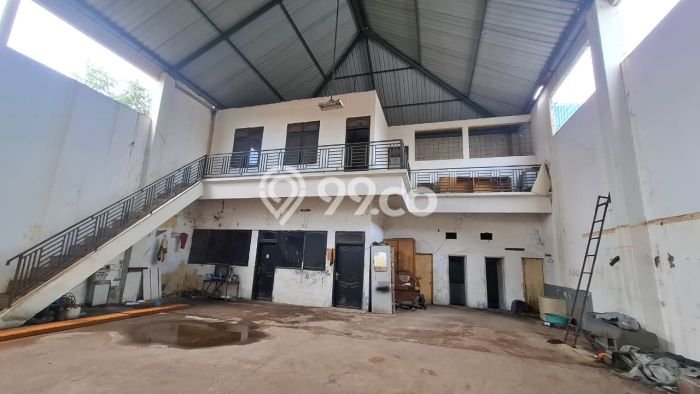 Unit Gudang Dijual di Kenjeran Surabaya Luas Tanah 546m2, Luas Bangunan 300m2 Unit Gudang Dijual di Kenjeran Surabaya Luas Tanah 546m2, Luas Bangunan 300m2