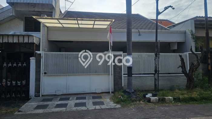 Dijual Cepat Rumah Favorit Siap Huni LB 90m2 di Gubeng, Surabaya Dijual Cepat Rumah Favorit Siap Huni LB 90m2 di Gubeng, Surabaya