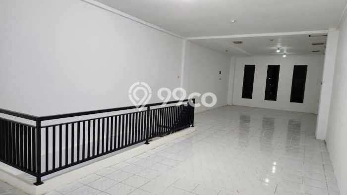 Ruko Bagus Dijual di Mayjen Sungkono Surabaya Lokasi Strategis Cocok untuk Kembangkan Bisnis Ruko Bagus Dijual di Mayjen Sungkono Surabaya Lokasi Strategis Cocok untuk Kembangkan Bisnis
