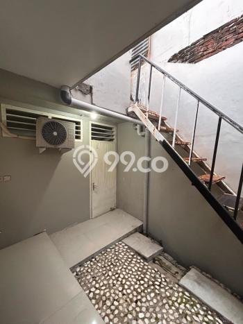 Hunian Cantik Minimalis Lb 126m2 di Tandes, Surabaya Hunian Cantik Minimalis Lb 126m2 di Tandes, Surabaya