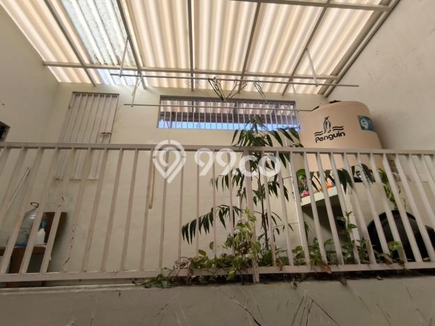 Hunian Nyaman Asri 2 KT Siap Huni di Kebraon Surabaya Hunian Nyaman Asri 2 KT Siap Huni di Kebraon Surabaya