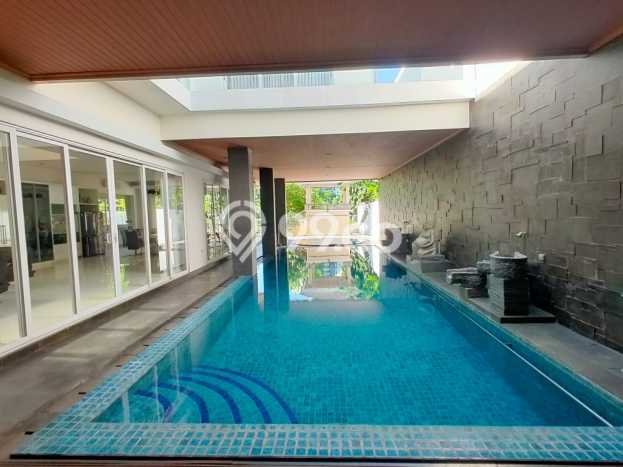 Rumah Eksklusif Dijual LT 900m2 di Dukuh Pakis, Surabaya Rumah Eksklusif Dijual LT 900m2 di Dukuh Pakis, Surabaya
