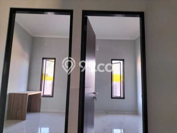 Rumah Modern Cantik 4 KT Siap Huni di Rungkut Rumah Modern Cantik 4 KT Siap Huni di Rungkut