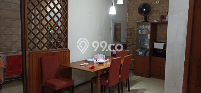 Jual Rumah Bagus Siap Huni LB 200m2 di Mulyorejo, Surabaya Jual Rumah Bagus Siap Huni LB 200m2 di Mulyorejo, Surabaya