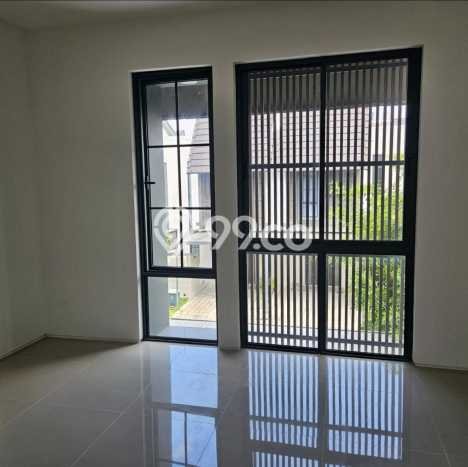 Rumah Disewakan Surabaya LT 50m2 LB 63m2 Area Gununganyar Rumah Disewakan Surabaya LT 50m2 LB 63m2 Area Gununganyar