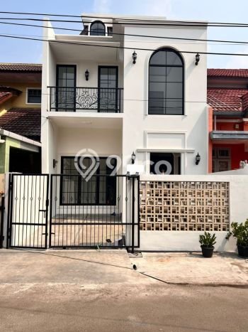Dijual Rumah Eksklusif 3 KT di BSD Griya Loka, Tangerang Dijual Rumah Eksklusif 3 KT di BSD Griya Loka, Tangerang
