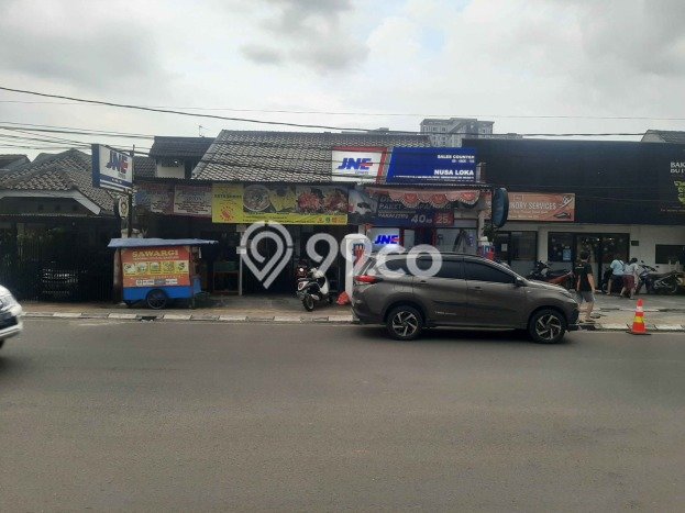 Rumah Mewah LB 200m2 Siap Huni Desain Elegan di BSD City, Tangerang Rumah Mewah LB 200m2 Siap Huni Desain Elegan di BSD City, Tangerang