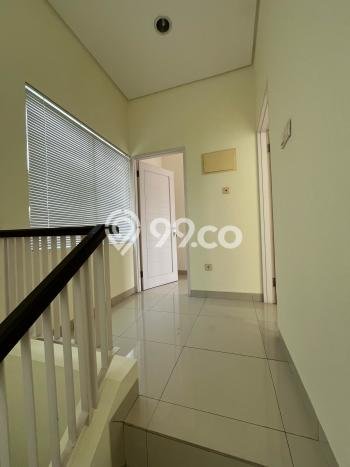For Sale Hunian Rumah Terawat 4 Kamar di BSD, Tangerang For Sale Hunian Rumah Terawat 4 Kamar di BSD, Tangerang