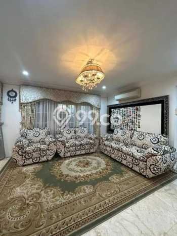 Rumah Elit Modern Tanpa Renovasi di Jati Padang Jakarta Selatan Rumah Elit Modern Tanpa Renovasi di Jati Padang Jakarta Selatan