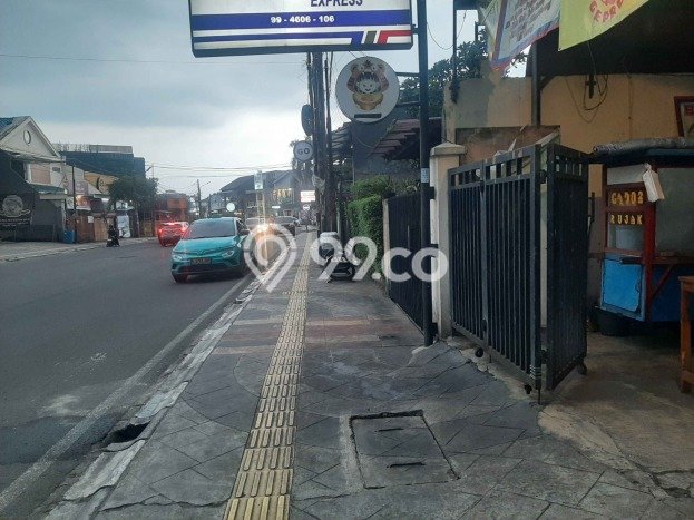 Rumah Mewah LB 200m2 Siap Huni Desain Elegan di BSD City, Tangerang Rumah Mewah LB 200m2 Siap Huni Desain Elegan di BSD City, Tangerang
