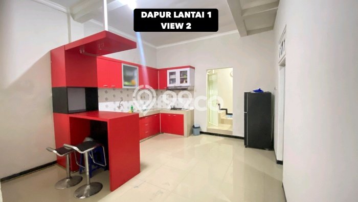 Dijual Cepat Rumah Favorit Siap Huni LB 210m2 di Rungkut, Surabaya Dijual Cepat Rumah Favorit Siap Huni LB 210m2 di Rungkut, Surabaya