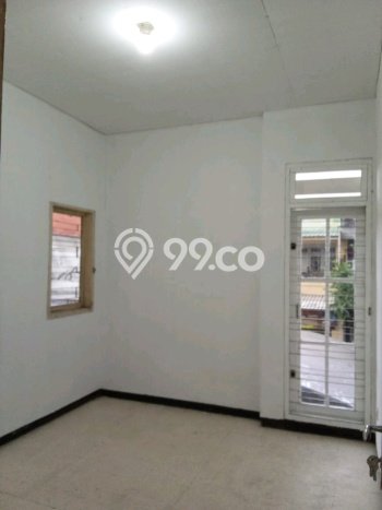 Unit Komersial Dijual di Gayungan Surabaya Luas Tanah 225m2, Luas Bangunan 400m2 Unit Komersial Dijual di Gayungan Surabaya Luas Tanah 225m2, Luas Bangunan 400m2