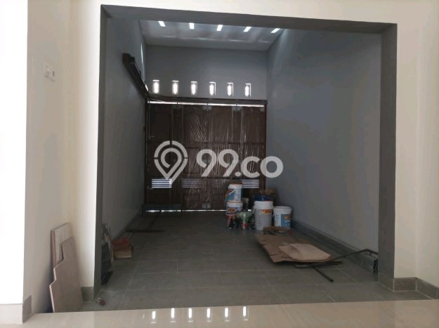 Rumah Asri 3 KT di Manyar, Surabaya - LT 240m2m² Rumah Asri 3 KT di Manyar, Surabaya - LT 240m2m²