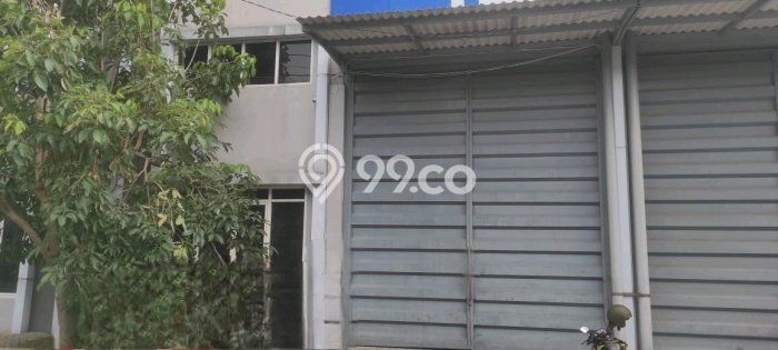 LOKASI STRATEGIS! Gudang di Sidoarjo, Luas 330m2m², Kawasan Berkembang LOKASI STRATEGIS! Gudang di Sidoarjo, Luas 330m2m², Kawasan Berkembang