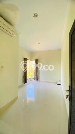 HARGA TERBAIK! Rumah di , 5 KT, Lingkungan Asri, Luas 250m2m² Bangunan 200m2m² HARGA TERBAIK! Rumah di , 5 KT, Lingkungan Asri, Luas 250m2m² Bangunan 200m2m²